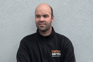 Elektroreparatør Pål Reitan Næsvold En person med svart genser og mørkt skjegg