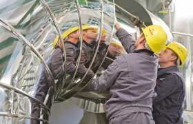 Isolatører i arbeid